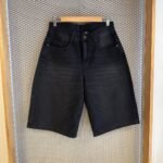 Bermuda baggy negro jean rígido