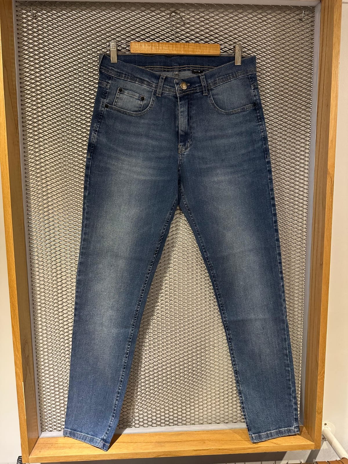 d66f79cd-5459-4449-8cd1-72e74f11fb1a Semi-chupin Stone elastizado jean - Imagen 1